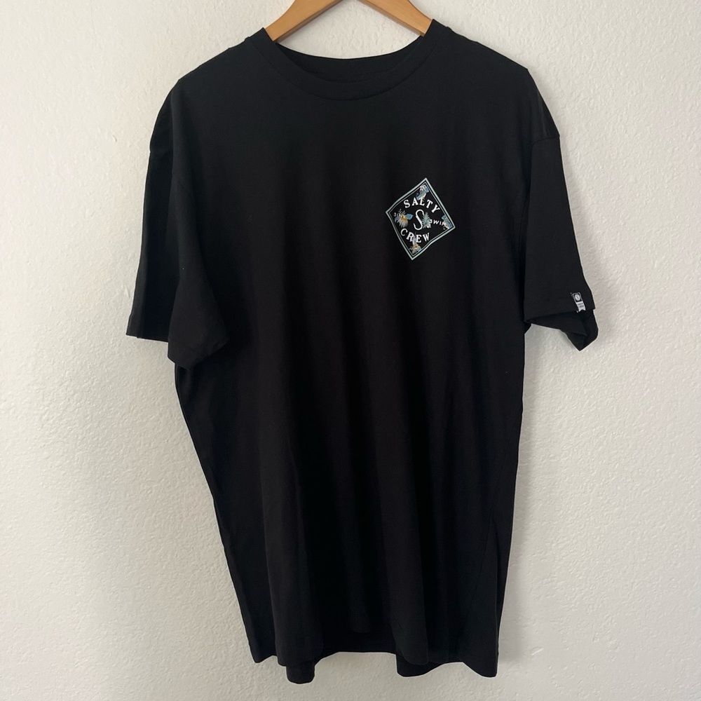 Mens salty crew tshirt. Size Large.